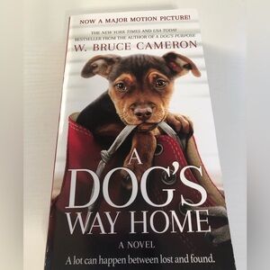 A dogs way home novel